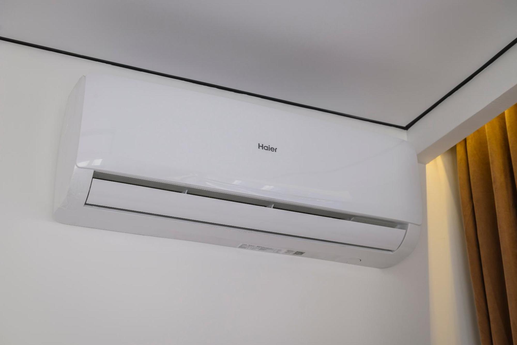 Five Business-Class Rooms In R-House Near Mega Center Almatý Exterior foto