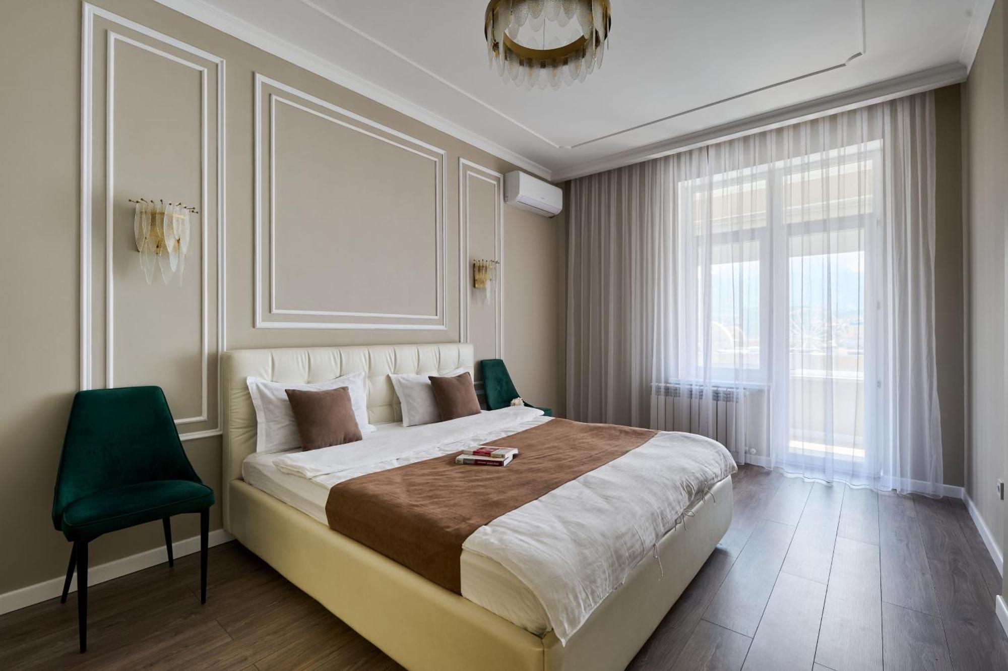 Five Business-Class Rooms In R-House Near Mega Center Almatý Exterior foto
