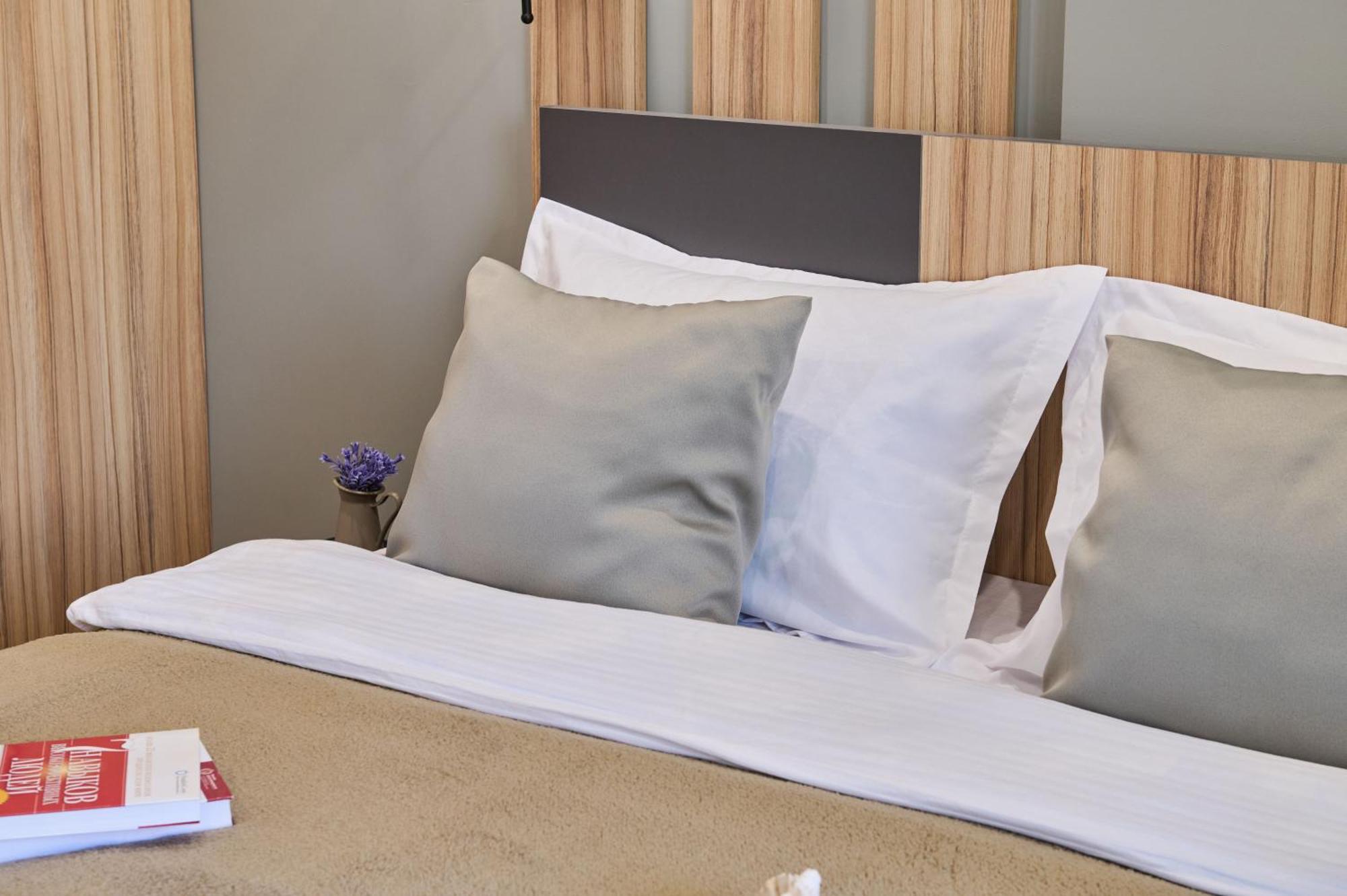 Five Business-Class Rooms In R-House Near Mega Center Almatý Exterior foto