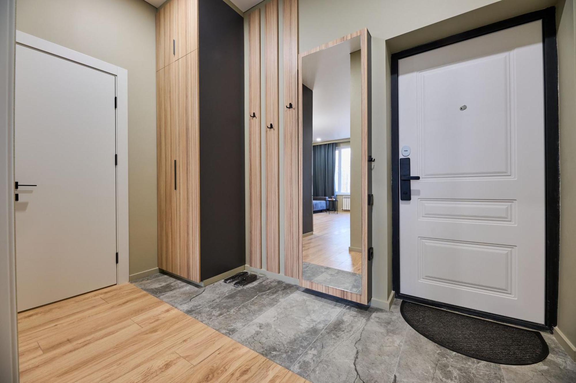 Five Business-Class Rooms In R-House Near Mega Center Almatý Exterior foto