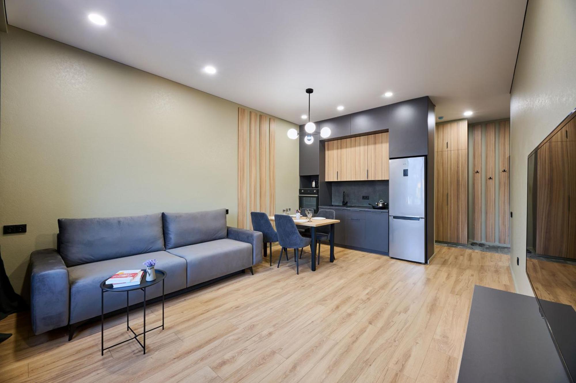 Five Business-Class Rooms In R-House Near Mega Center Almatý Exterior foto